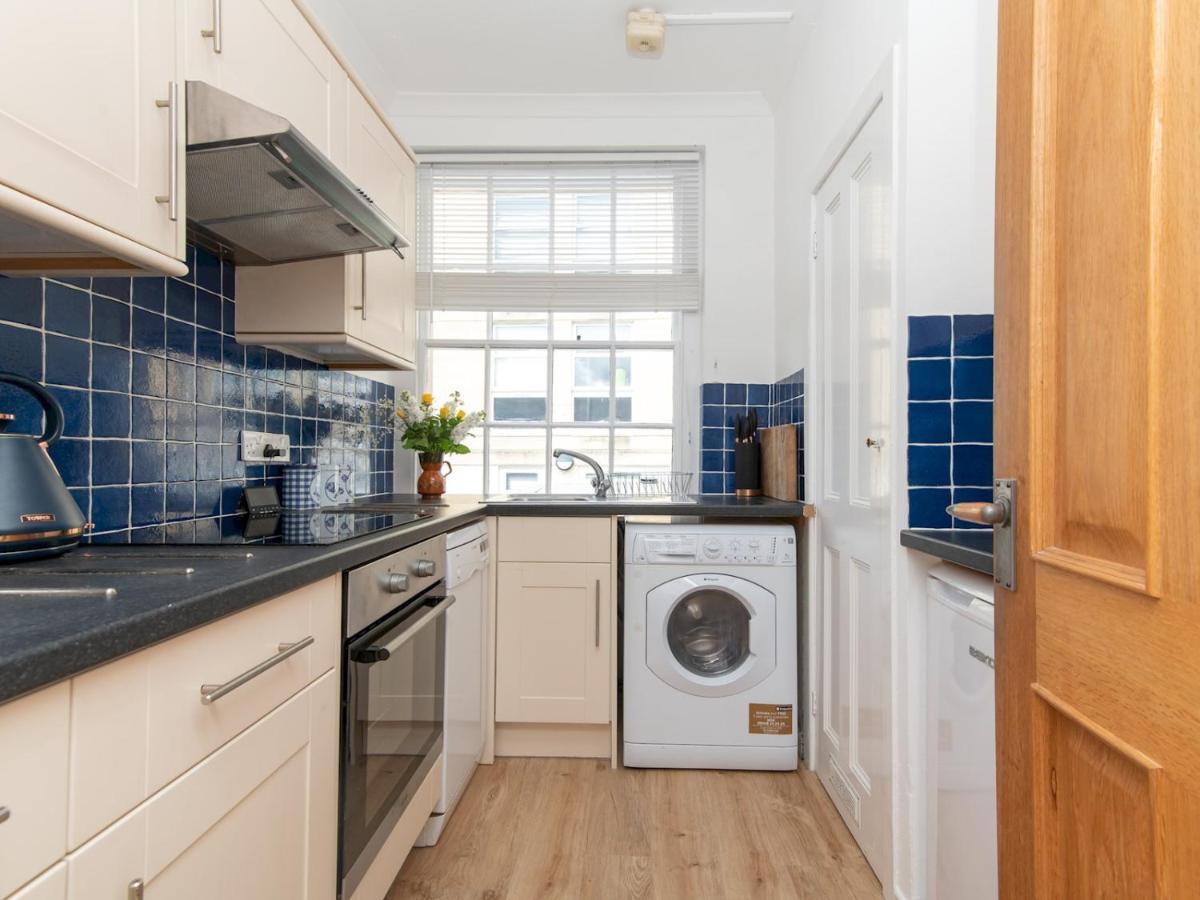Pass The Keys Stylish 2 Bed Central Bath Apartment With Parking 외부 사진